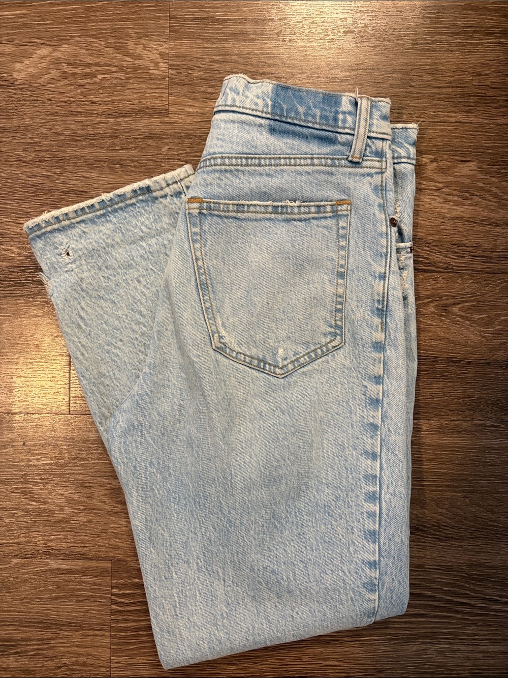 Abercrombie & Fitch “The 90’s Straight” Jeans